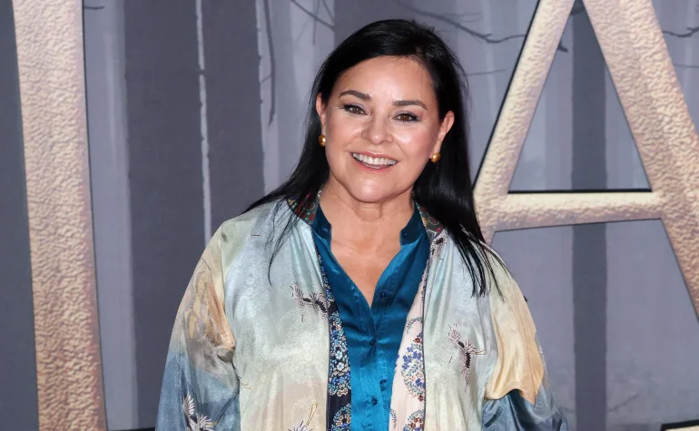 Diana Gabaldon. Origem: Getty Images. Fonte: Deadline