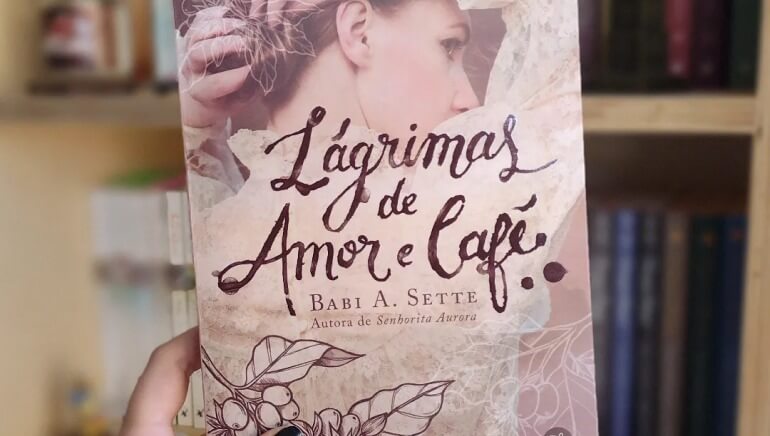 Livro Lágrimas de Amor e Café
