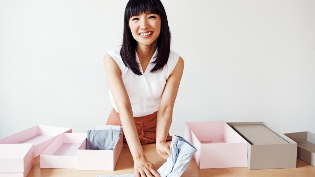 Foto de Marie Kondo em Organização